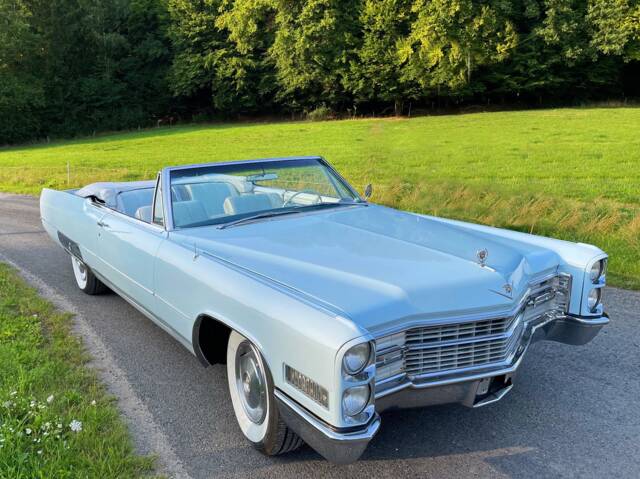 Bild 1/16 von Cadillac DeVille Convertible (1966)