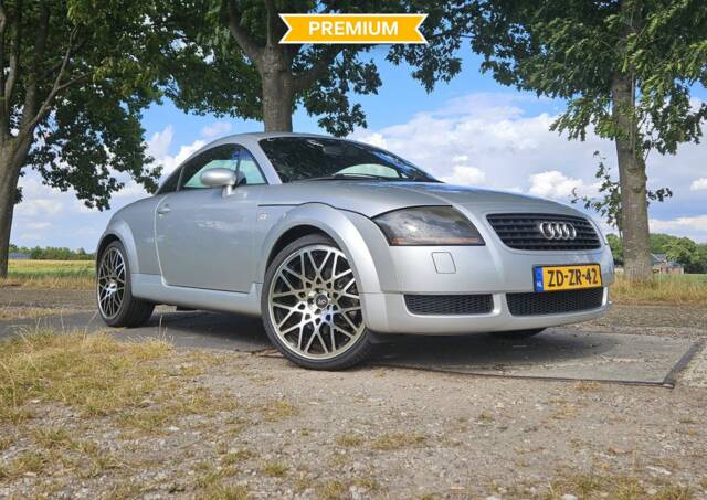 Bild 1/8 von Audi TT 1.8 T (1999)
