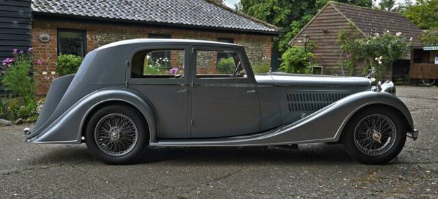Image 1/50 of Alvis 4.3 Liter Saloon (1940)