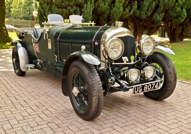 Immagine 1/50 di Bentley 6 1/2 Litre Petersen Special (1935)
