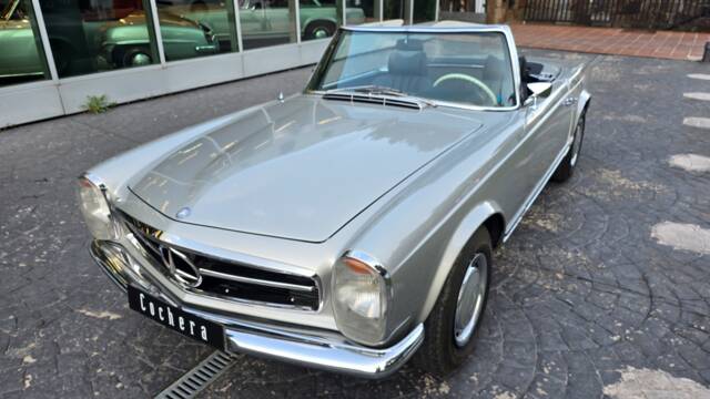 Image 1/26 de Mercedes-Benz 280 SL (1970)