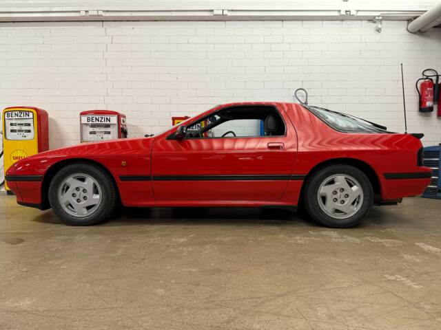 Immagine 1/15 di Mazda RX-7 Turbo (1987)