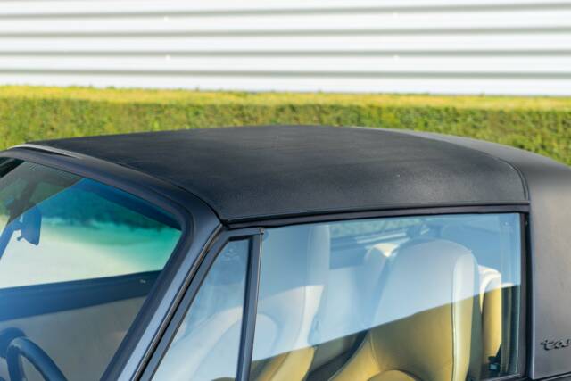 Bild 1/34 von Porsche 911 Carrera 4 (1991)