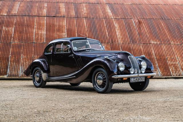 Image 1/44 of Bristol 400 (1947)