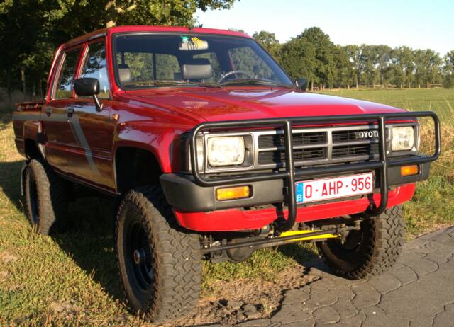 Image 1/34 of Toyota Hilux (1988)