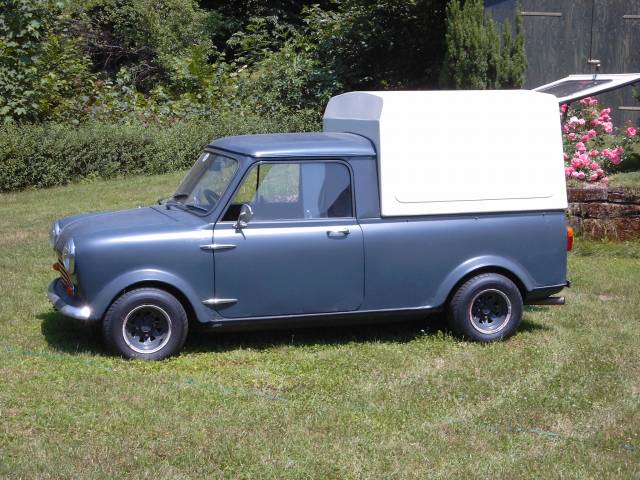 Pickup mit Hardtop - RC 40, 6x10"