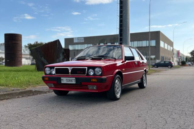 Image 1/11 of Lancia Delta HF Turbo (1986)