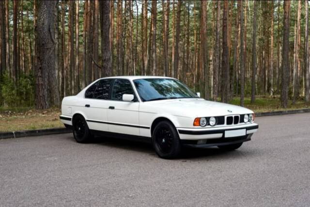 Image 1/55 of BMW 525ix (1993)