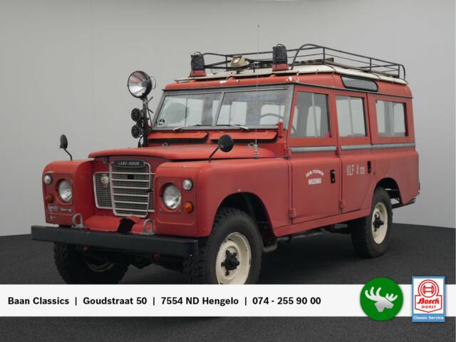 Image 1/46 of Land Rover 109 (1973)
