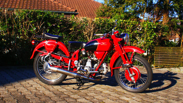 Image 1/7 of Moto Guzzi Airone Turismo (1952)