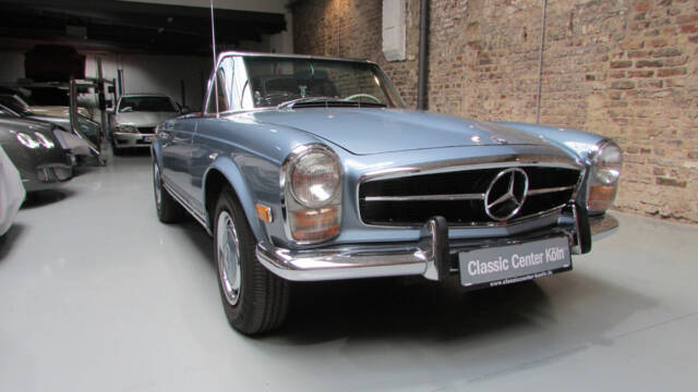 Image 1/26 of Mercedes-Benz 280 SL (1969)