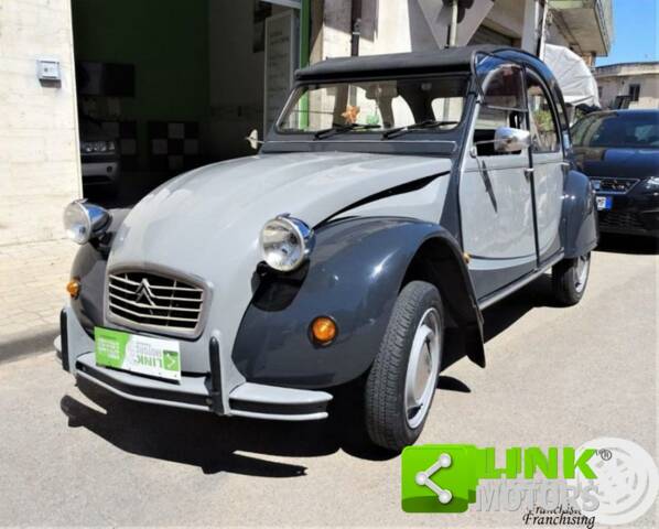 Immagine 1/10 di Citroën 2 CV 6 Charleston (1985)