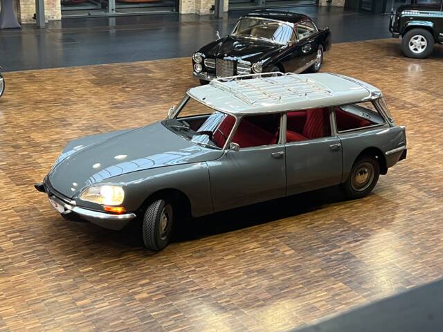 Image 1/30 of Citroën DS 20 Familiale (1970)