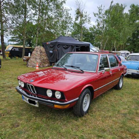 Bild 1/12 von BMW 518 (1977)