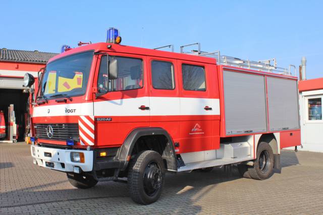 Bild 1/28 von Mercedes-Benz 920 AF (1992)