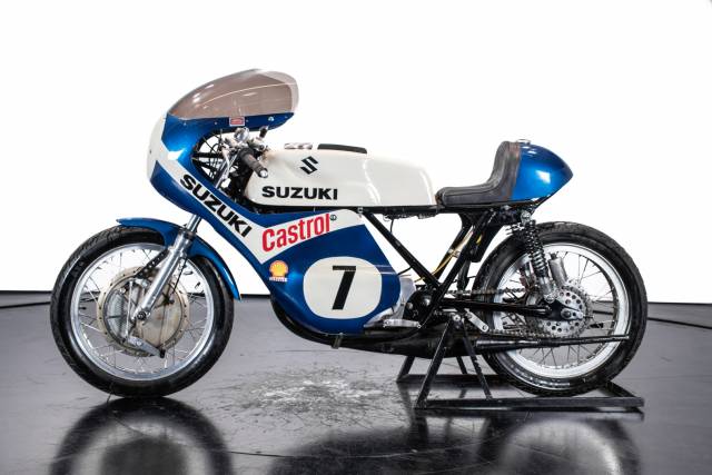 Image 1/27 of Suzuki 500 TT SAIAD (1972)