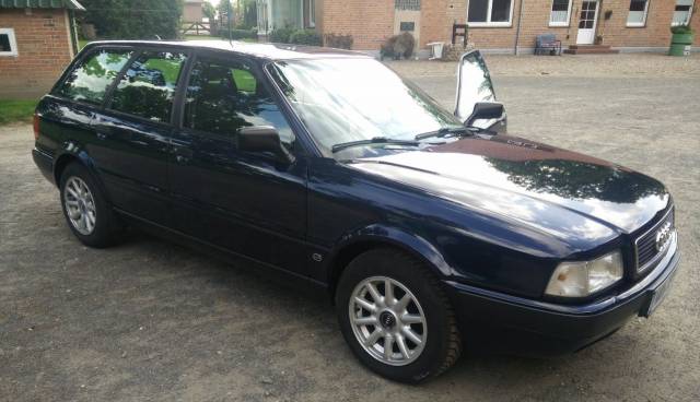 Imagen 1/18 de Audi 80 Avant 2.0 (1996)