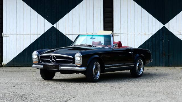 Image 1/23 de Mercedes-Benz 230 SL (1967)
