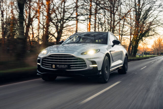 Image 1/26 of Aston Martin DBX707 (2023)