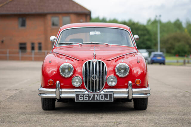 Image 1/17 de Jaguar Mk II 3.8 (1964)