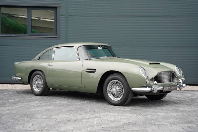 Image 1/41 of Aston Martin DB 5 (1964)