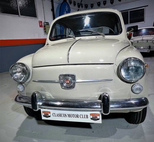 Imagen 1/36 de SEAT 600 E (1970)