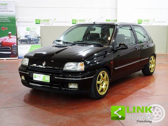 Image 1/38 de Renault Clio I 1.8 16V (1992)