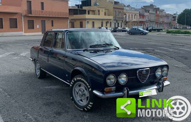 Image 1/10 de Alfa Romeo 2000 Berlina (1976)