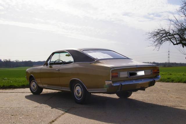 Bild 1/20 von Opel Commodore 2,5 S (1970)