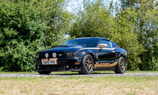 Image 1/50 of Ford Mustang V6 (2009)