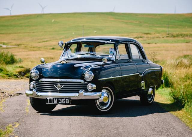 Image 1/20 of Vauxhall Velox (1957)