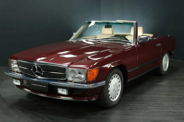 Image 1/29 of Mercedes-Benz 300 SL (1989)