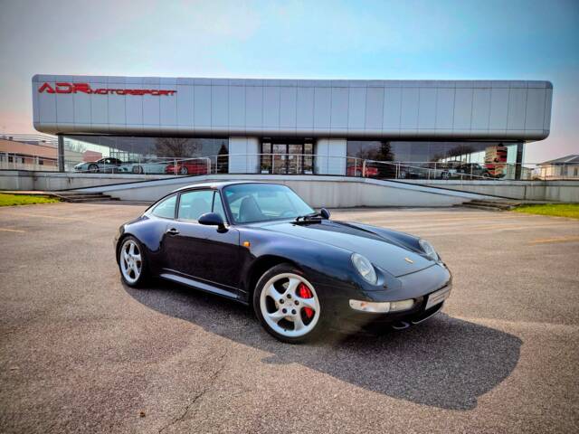 Bild 1/33 von Porsche 911 Carrera 4S (1996)