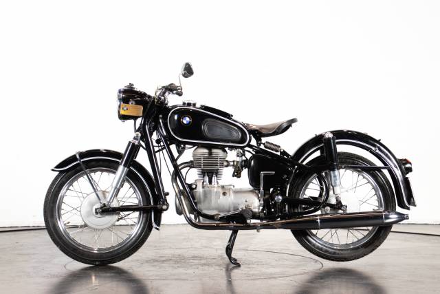 Bild 1/17 von BMW DUMMY (1956)