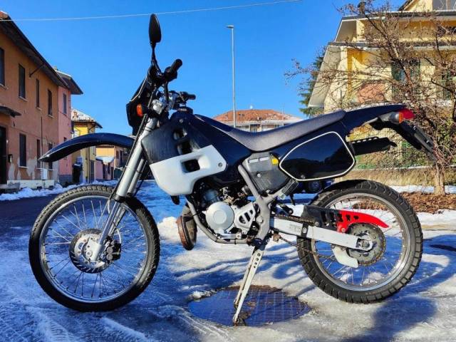 Imagen 1/9 de Aprilia RX 50 a.e. (1995)