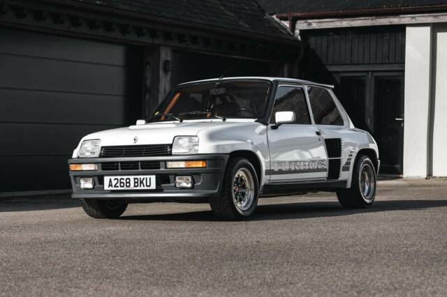 Bild 1/50 von Renault R 5 Turbo 2 (1984)