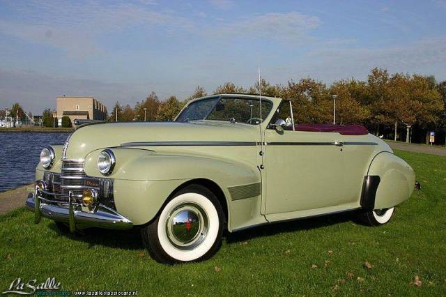 Immagine 1/18 di Oldsmobile Custom 8 Cruiser (1940)