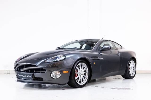 Image 1/31 de Aston Martin V12 Vanquish S (2006)