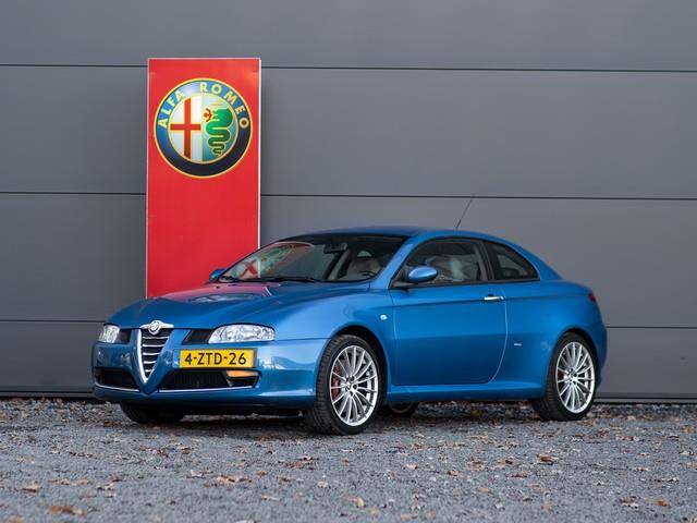 Imagen 1/30 de Alfa Romeo GT 3.2 V6 (2006)