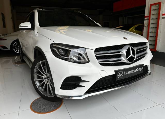 Image 1/30 de Mercedes-Benz GLC 250 4MATIC (2017)