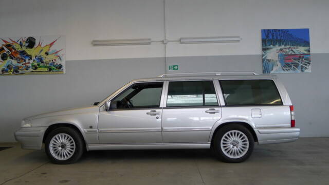 Image 1/37 of Volvo V90 3.0i (1998)