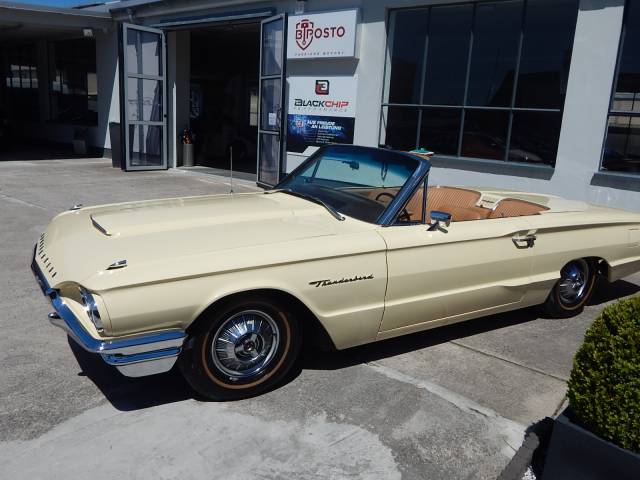 Image 1/24 of Ford Thunderbird (1964)
