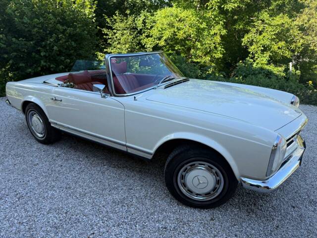Image 1/11 of Mercedes-Benz 280 SL (1971)