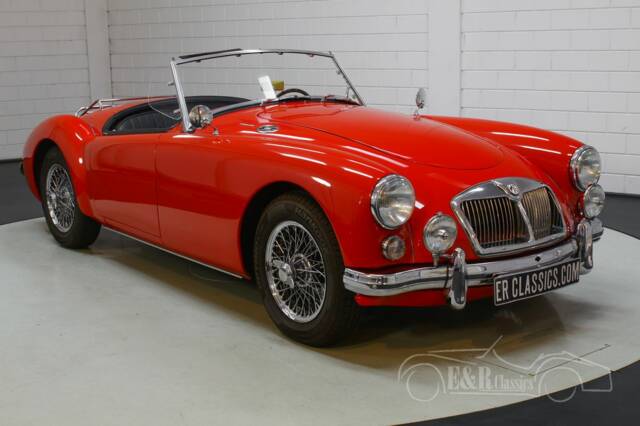Image 1/8 of MG MGA 1600 (1962)
