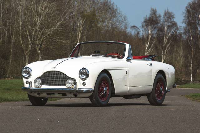 Image 1/50 of Aston Martin DB 2&#x2F;4 Mk III (1957)