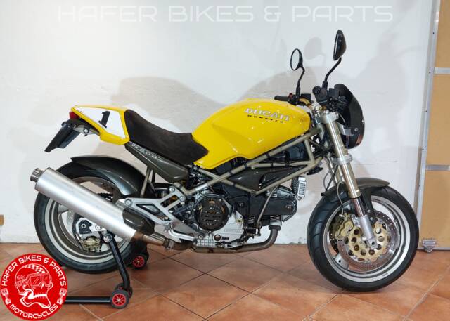 Image 1/31 de Ducati Monster 900 (1996)