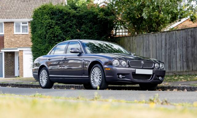Bild 1/47 von Jaguar XJ 2.7 D (2008)