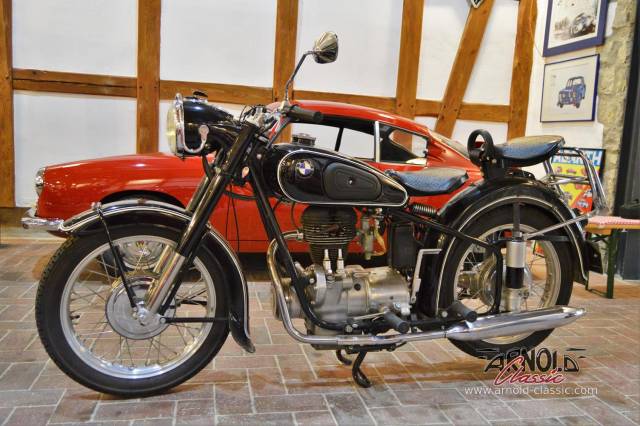 Bild 1/12 von BMW DUMMY (1954)