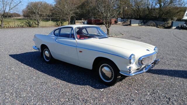 Image 1/5 de Volvo P 1800 (1961)