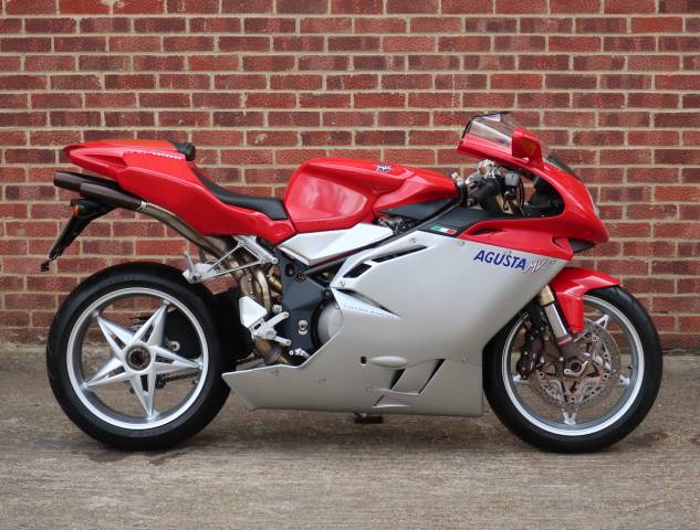Image 1/6 de MV Agusta F4 1000 S (2006)